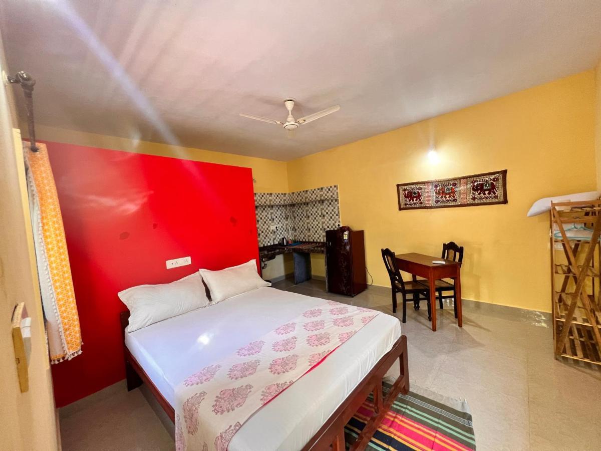 Kyel Villa Guest House Арамболь Экстерьер фото