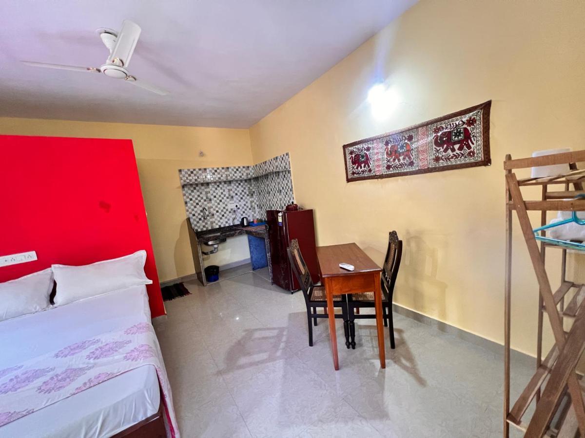 Kyel Villa Guest House Арамболь Экстерьер фото