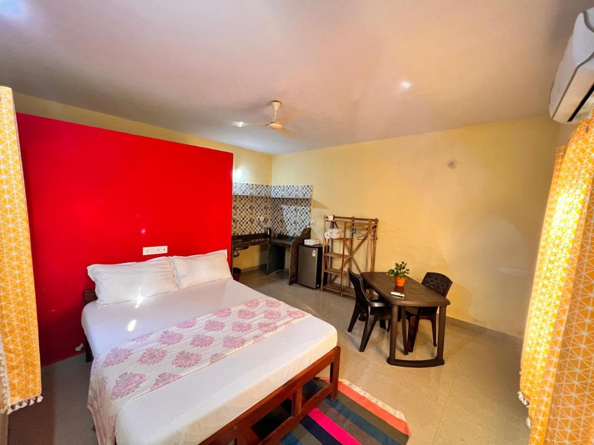 Kyel Villa Guest House Арамболь Экстерьер фото