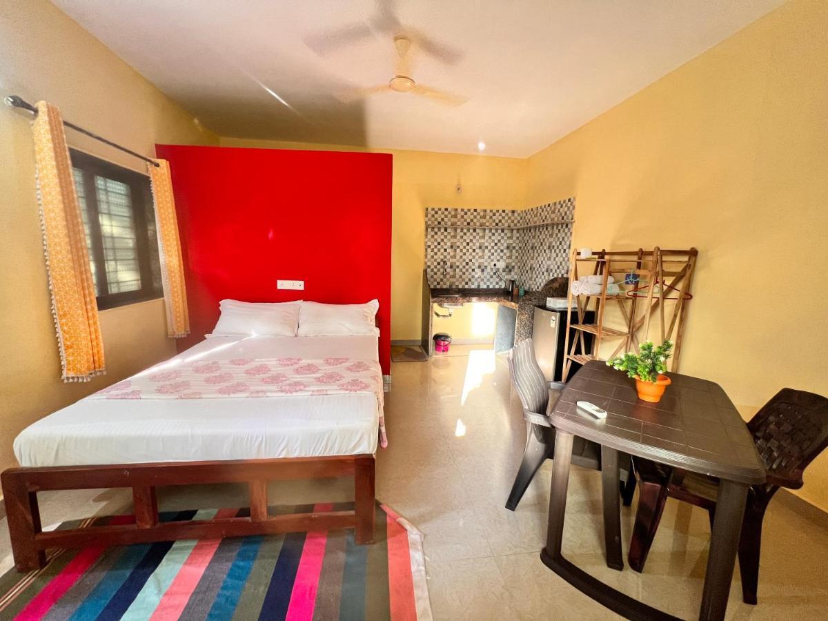 Kyel Villa Guest House Арамболь Экстерьер фото