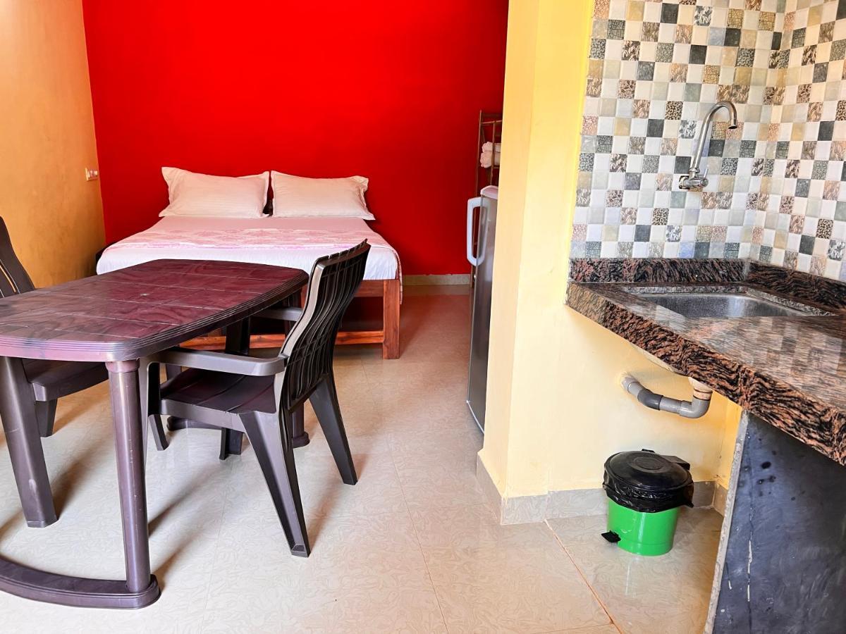Kyel Villa Guest House Арамболь Экстерьер фото